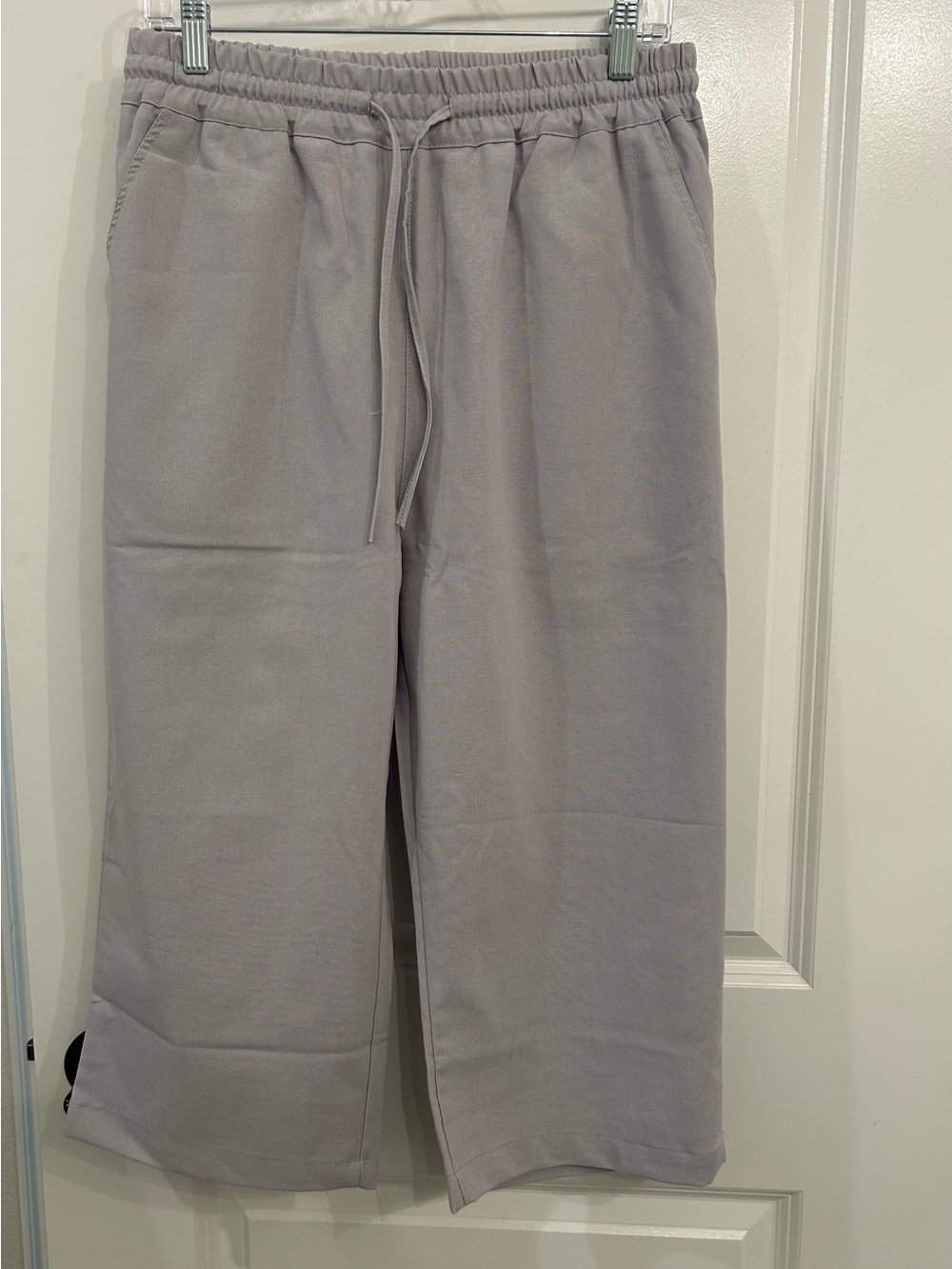 Womens’s Wide-Leg Drawstring Pants - Light Gray